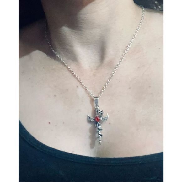 Pretty SILVER GOTH SWORD RED STONE NECKLACE - Picture 1 of 5